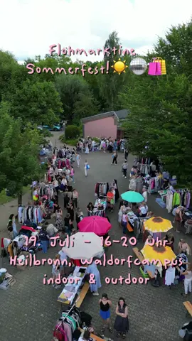 SAVE THE DATE!🤞 Das Flohmarktine Sommerfest am 19. Juli auf dem Gelände des @waldorfcampus.heilbronn ☀️🪩 Es erwartet euch ab 16 Uhr ein großer in- & outdoor Frauenflohmarkt mit tollen Specials, begleitet von elektronischen Beats und einem Angebot von Drinks & Snacks!🛍️✨🫶 Alle Infos: 🗓️ Samstag, den 19. Juli 🕙 16-20 Uhr 📍 Waldorfcampus (Max-von-Laue-Straße 4, 74081 Heilbronn) 🎫 4€ Eintritt (Kinder unter 14 Jahren frei) 💃 Umkleidekabine mit Spiegeln 🍹🥂☕️🍰 Weinschorline, Aperol & Hugo, mit selbstgemachtem Kuchen und weiteren Snacks! 🪩Elektronische Beats von @pezet.music 💍Schmuckworkshop von @salt.water.jewelry  🦷💎Tooth Gem Station von @blami_cosmetic_by_mimi 📸 kostenlose Fotobox von @der_fotospiegel 🅿️ kostenlos Parken an der Hochschule Heilbronn/Sontheim Als Besucher*in ist keine Voranmeldung notwendig und du kannst für das nachhaltige Shoppingerlebnis einfach vorbeikommen! Tickets gibt es nur vor Ort!🎫🤍 #flohmarktine #frauenflohmarkt  #flohmarkt  #heilbronn #mädchenflohmarkt #event 