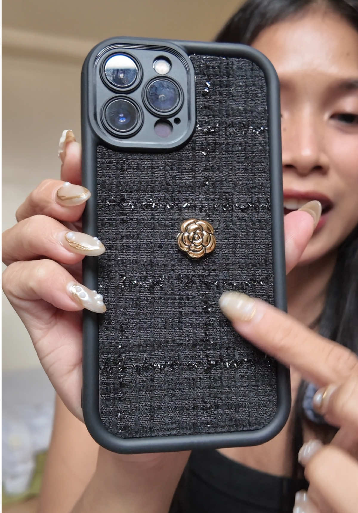 got myself a new phone case! 🖤 #iphonecase #blackcase #phonecase 