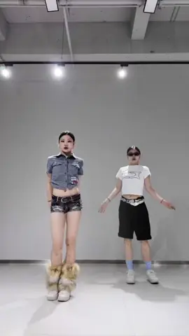 We are twins#dance #choreography #muisc 