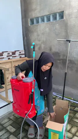 Semprotan pertanian elektrik 18 liter#semprotantanaman #semprotantanaman #semprotanelektrik #sprayer 