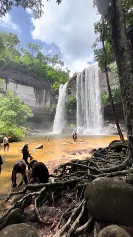#น้ําตกห้วยหลวงภูจองนายอย #ธรรมชาติบําบัด #ฟีดดด 🫶🏻⛰️❤️