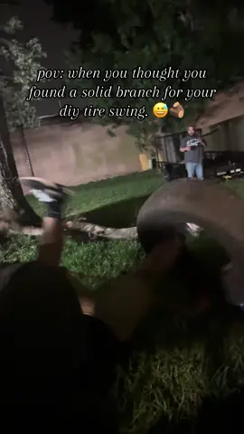 HAPPY 4th of july 😅😅💀 #treeswing #ohnono #happy4thofjuly #lmao #dead #tevasacaer #oaktree #branch #DIY #tireswing #friends  