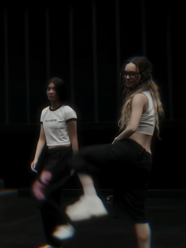 #sodani #katseye #katseye_daniela #katseye_sophia #katseyeedit #fyp #foryou #fy #viral #edit #danielaavanzini #sophialaforteza #sophialafortezaedit #danielaavanziniedit 