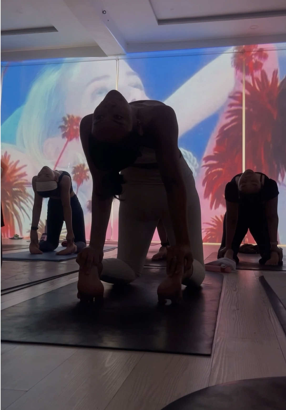 Cinematic Yoga at Alder Jakarta  #CinematicYoga #vinyasa #vinyasaflow #yogatok #Yoga 