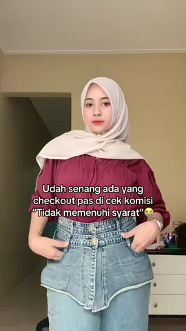 Prank yang sakit tapi ga berdarah 😭😭 #masyaallahtabarakkallah #affiliatetiktok #affiliatepemula #blousewanita #blousekerut #ootdfashion 