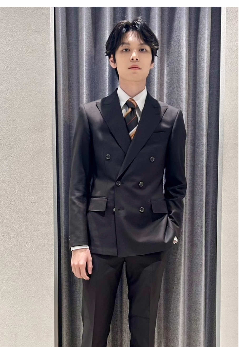 スーツを着て本当にかっこいい#hagirawariku #萩原利久 