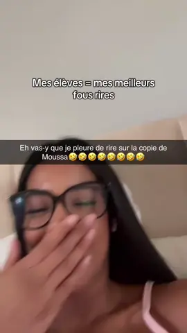 Eh ils me font tellement rire🤣🤣et Moussa a obtenu une excellente note d’ailleurs!!!  #fyp #englishteacher 