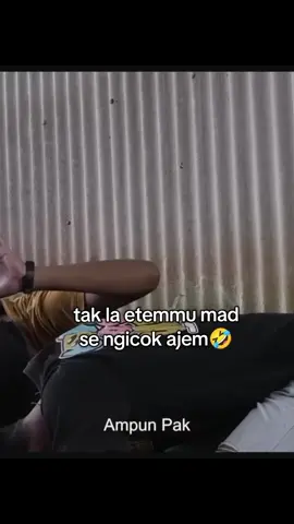 tak la etemmu mad🤣#bismillahrame #akeloyproduction #trending #foryoupage #masukberandafyp #fypシ゚viral #madura #akeloyproduction 