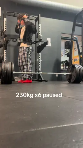 Bring me 705🥱 #gym #powerlifting #deadlif 