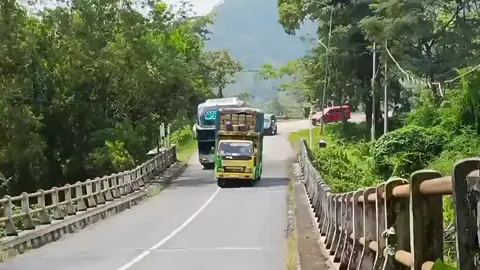 jam terbang lebih menggoda dari pada cewek berdaster#sjmtrans #cr07dirgantara #alamrawitbondowoso 