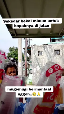 Sekedar bekal minum.. #sosial #berbagi #sedekah #motivasi #inspirasi #viral #fyp 