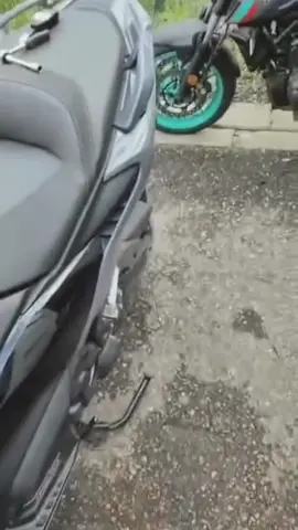 Boîtier tmax disponible 🏍️ 👻ineslatifi20 #tendance #pourtoi #pourtoii #fypツ #fyp #moto #yamaha 