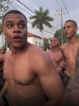 Mais uma da elite PQD! 🦅🇧🇷 . . . #exercitobrasileiro🇧🇷 #pqd💀🇧🇷 #os pqd #FIFACWC 