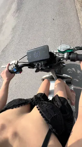 Giảm sóc rất êm #xedien #shipper #xemay #danong #pin 