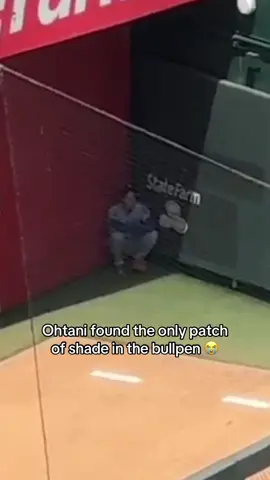 Ohtani just wanted to stay cool 😂 (via ByNatePilling/X) #MLB #baseball #dodgers #shoheiohtani 