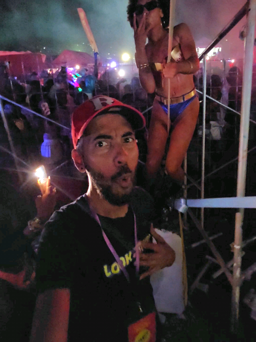 This fete is always my reminder that Vincy people doh party normal. 😮 Vincentian artist OG Park performs 