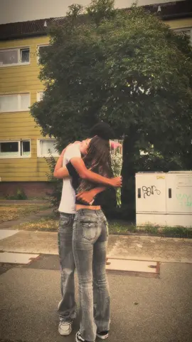 happy Birthday #freundin #liebe #loveyou #hug #fyp #viral #fyyyyyyyyyyyyyyyy 