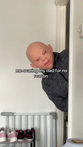 wait for it 😭 #dad #jumpscare #fyp 