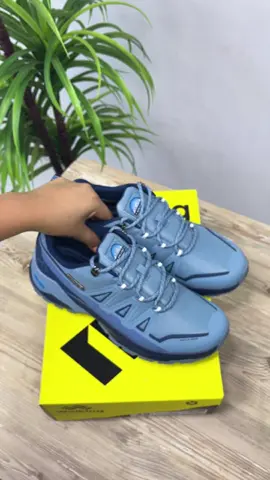 🍃✨La aventura empieza con el paso correcto. Nuestras zapatillas de trekking combinan comodidad, resistencia y un color único que marca la diferencia en cada ruta. Ideales para conquistar cualquier terreno con estilo. 🌟⚡️#zapatillastrekking #zapatillasviajeras #viajesperu
