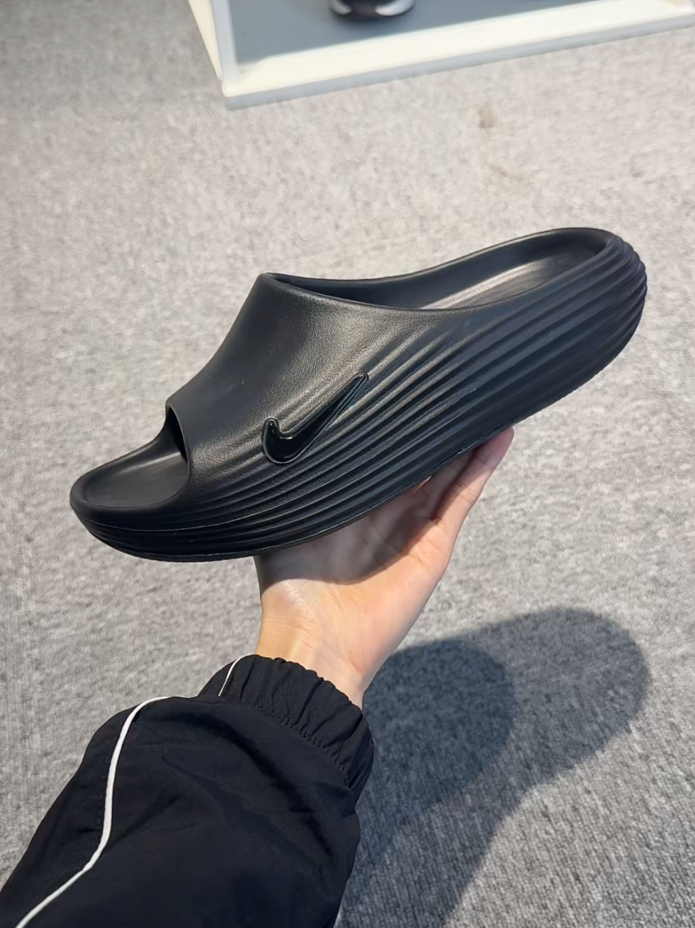 2025 New Men's and Women's Casual Sports Slippers ReactX Rejuven8