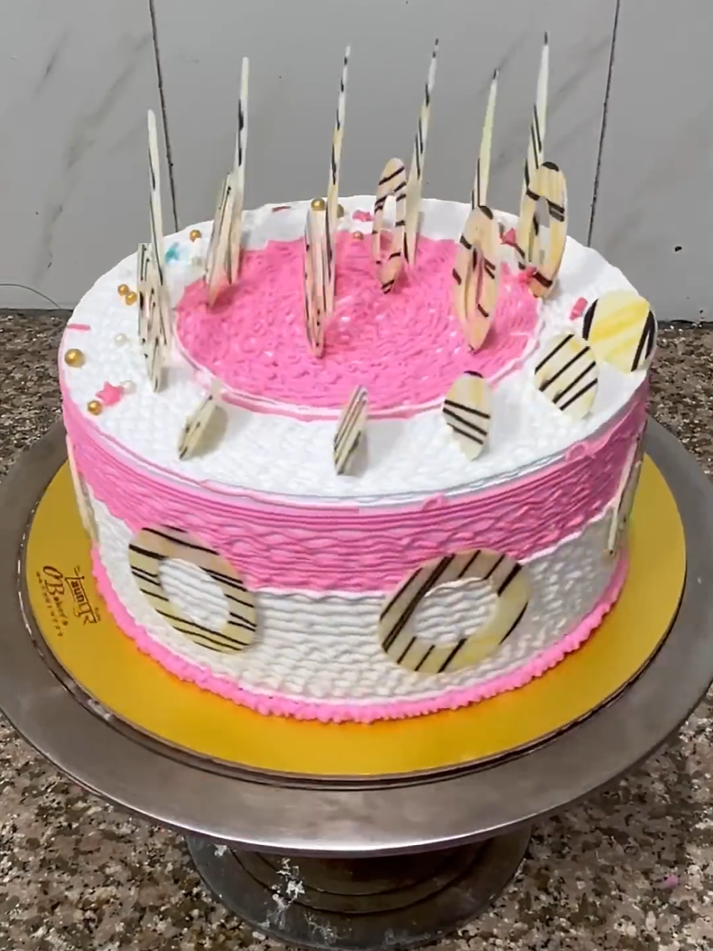 Beautiful Cake Decoration #cakedecorating #trendingvideo #tiktok #yummyfood #foryourpage 