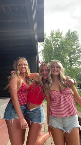 just some american girls 🇺🇸🦅🌭💫               #fourthofjuly #BestFriends #americangirls #america #usa
