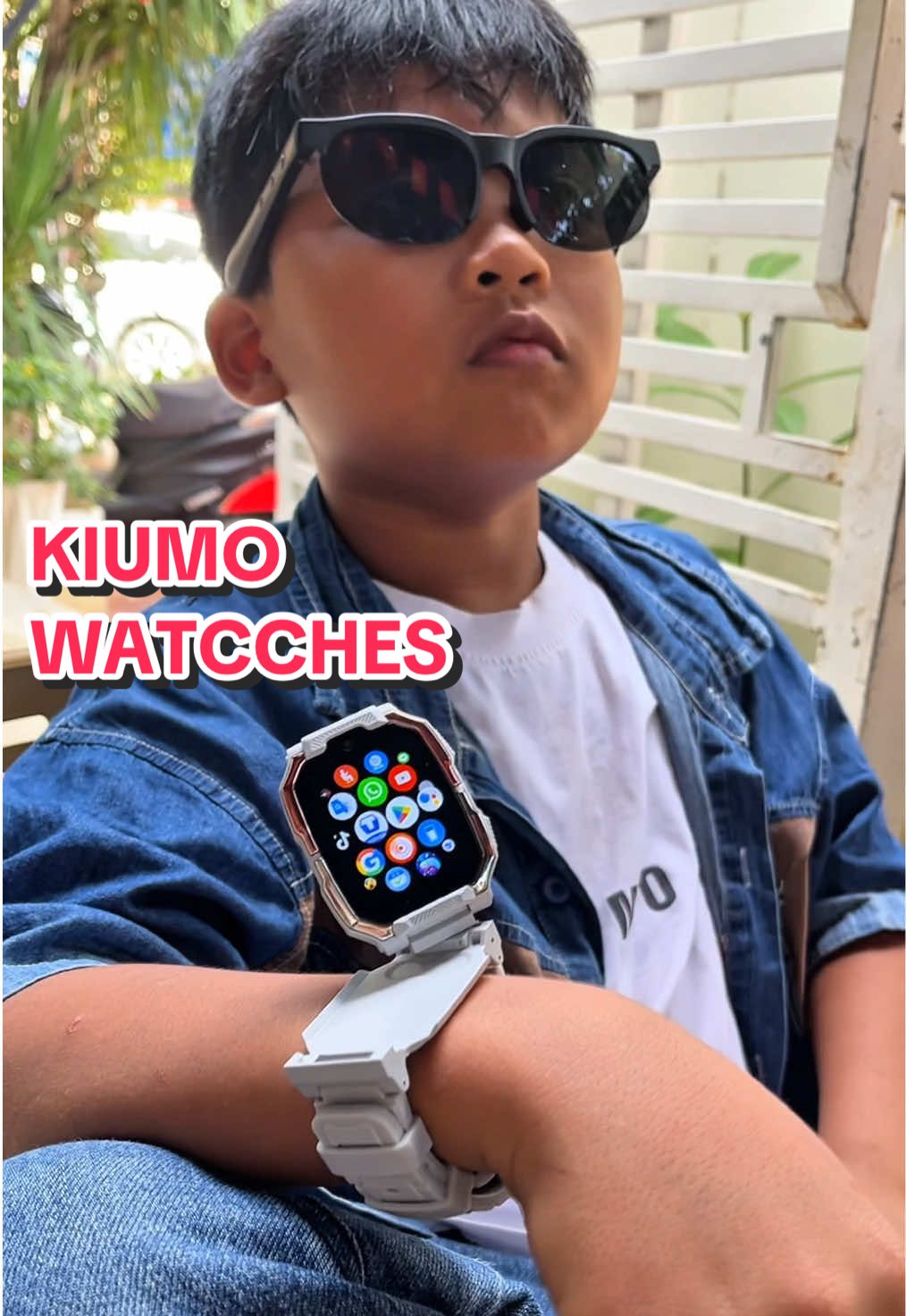 Có đồng hồ thông minh KIUMO con tự tin thể hiện bản thân #smartwatch #smartwatches #donghothongminh #donghochobe #donghotreem #donghodinhvi #dongholapsim 