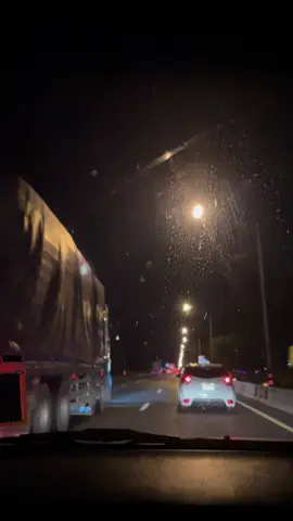 เดินทางกลางคืนถนนโล่งมาก #กลางคืน #เดินทาง #ต่างจังหวัด 