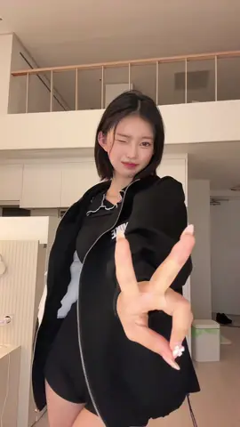 정숙해보이지만 놀땐 노는 여자  #すよん #fyp 