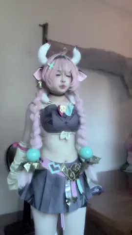 Ước đc 200 tim=))#varesa #GenshinImpact #cosplay #coser #xuhuong #trending 