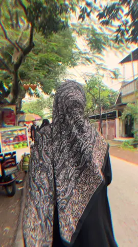 ✨ PASMINA TURKI CUMA 30 RIBU?! ✨ Yes, kamu nggak salah liat! ✔️ Bahan adem & jatuh ✔️ Cocok buat daily sampe kondangan 📦 Stok terbatas, buruan checkout sebelum kehabisan! 💸 Harga cuma Rp30.000-an Style simple, elegan, dan tetep syar’i 💕 #PasminaTurki #PasminaMurah #HijabStylist #HijabFashion #OOTDHijab #HijabDaily #HijabCantik #HijabKekinian #Pasmina30Ribu #PasminaViral #FYPHijab#CapCut 
