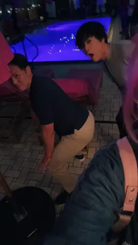 making more voice actors do tiktoks with me 8-D @Aleks Le & stephen fu #lighter #wise (they said to tag them???)