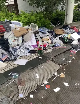 儘管身處廢墟 我內心仍能翩然起舞 有點感動到 ❤️