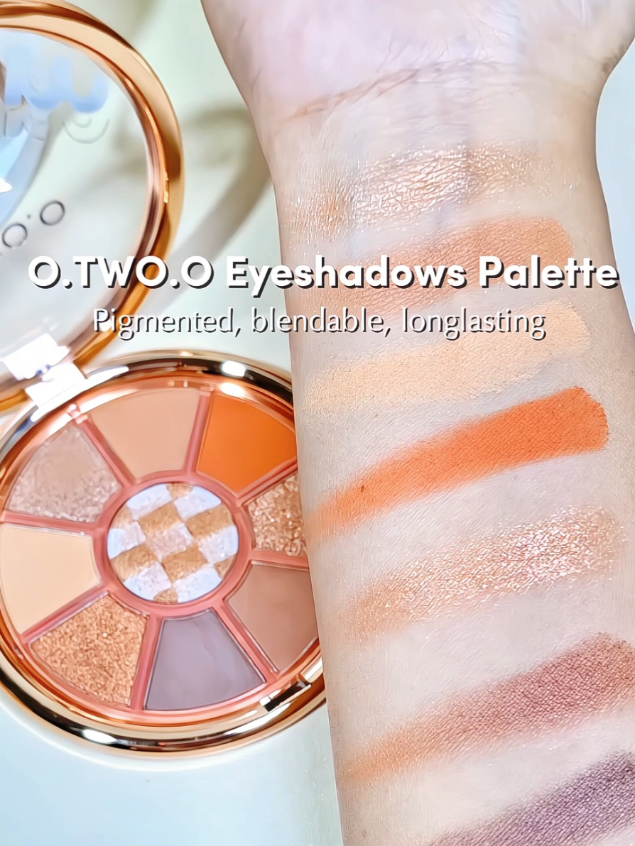 eyeshadows palette o.two.o no 1 ini bisa buat make up seger dan bisa juga buat make up bold @OTWOO Official Indonesia  #otwoo #otwooid #eyeshadow #eyeshadows 