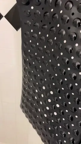 This anti-slip mat completely changed how we feel about bath time—especially with toddlers running around. It grips the tub like a pro, is longer than standard mats, and doesn’t shift while standing or sitting. Plus, it drains fast and dries quick. One of those “should’ve had it sooner” finds. #BathroomSafety #MomTokFinds #AmazonFindsForHome #TikTokShopFavorites 