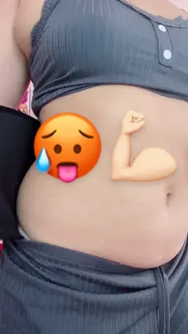 😳🥵#sweetsweat #waisttrimmerbelt #sweetsweatwaisttrimmer #Gym #black #dealsforyoudays #tiktokshop 