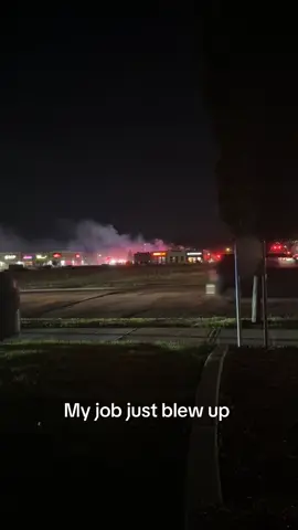 Dominos I work at just exploded in Herriman, Utah. I’m in complete shock. Everyone was evacuated safely and no one was hurt. #explosion #dominos 