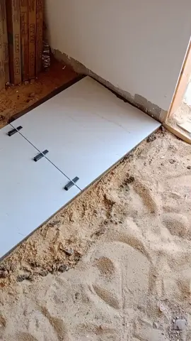 # اوعىـ تركبـ سيراميكـ عندكـ الليـ متاكدـ ان صنايعيـ ماكسهـ بمزانـ ليزرـ او بخيطـ # 🫡👋#fy 