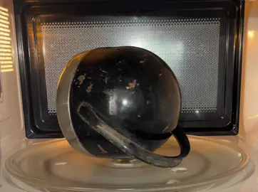 Microwave VS Flashlight 🔦 💡🕯️🪔 What's next?#flashinglights #sun #light #headlight 