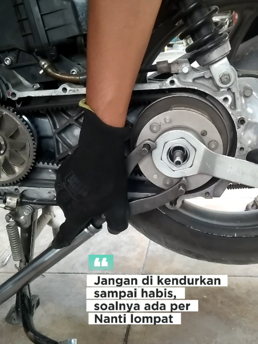 Buka mur kampas ganda tanpa impact wrench #cvt #alat #trekercvt 