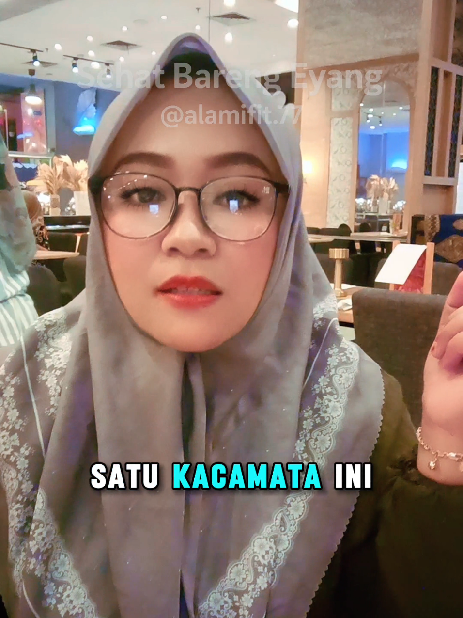 Membalas @mien.aja Kacamata Baca Dan Jalan Viral #kacamata #kacamatakeren #kacamatabaca #kacamataplus #kacamatabacadanjalan #kacamatabacaautofokus #kacamataphotocromic #videoviralitiktok 