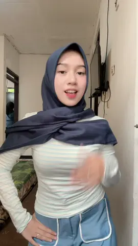 ini setengah berdiri pliss