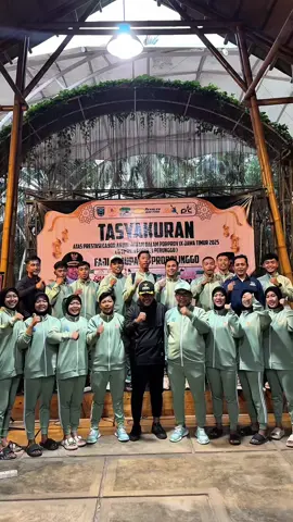 PROBOLINGGO - Deru arus Sungai Pekalen seolah bersorak menyambut kejayaan. Kabupaten Probolinggo tampil gemilang di ajang Porprov Jatim IX 2025, dengan cabang olahraga arung jeram sebagai bintangnya. Tak tanggung-tanggung, Federasi Arung Jeram Indonesia (FAJI) Kabupaten Probolinggo sukses menggondol 6 medali emas, menobatkan diri sebagai juara umum cabang arung jeram. #probolinggosae #gusharis #gusharisgenggong #gusharisbupatiprobolinggo #kangmahdi #kama #habibmahdi #porprov #faji #arungjeram #probolinggo_jawatimur #probolinggo24jam #fyptiktokviralシ 