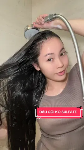 Một chiếc dầu gội mình thường xuyên mua đi mua lại !  #goclamdep #BeautyReview #beauty #BeautyTok #chamsoctoc #hairtok #haircare #dầugội #rụngtóc 
