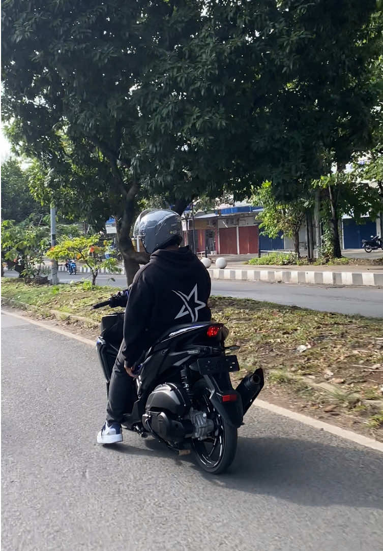 Ganteng bgt sih #fyp #aerox #aeroxalpah #aeroxalpahring17ak8 #xbcyza #fypp 