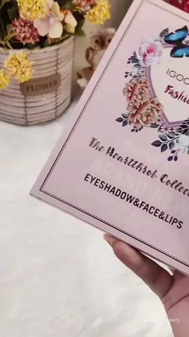 Offer price a মেকআপের  A to Z কম্বো পেয়ে যাচ্ছেন এই মেকআপ প্যালেটিতে।আরো সাথে পাচ্ছেন ডেলিভারি চার্জ একদম ফ্রি 😱😍 𝐈𝐆𝐎𝐎𝐃𝐂𝐎 𝐟𝐚𝐬𝐡𝐢𝐨𝐧 𝟓 𝐈𝐧 𝟏 𝐌𝐚𝐤𝐞𝐮𝐩 𝐁𝐨𝐨𝐤 𝐩𝐚𝐥𝐞𝐭𝐭𝐞🌸#foryou #trending #lipstick #eyeshadow #eyebrows #contur #foundation #conceler #blush #highlighter #beauty #fvpシ #glowfixbeauty #bangladesh🇧🇩 #tiktok #foryoupage #flowme #likeme @TikTok @TikTok Bangladesh 