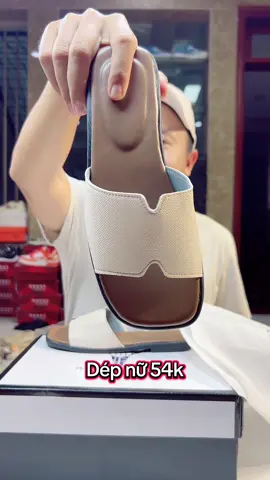 Giá chỉ 54k đôi dép đẹp thế này mà ko mua nhanh là hết size đó ạ #manhgiay #manhbangiay #depnu #deple #depthoitrang 