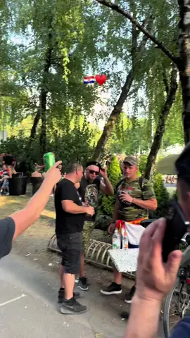 ovo samo mi možemo. 🇭🇷🇭🇷🇭🇷 #fyp #hipodrom #thompson #markoperkovicthompson #koncert #concert #zagreb #croatia #hrvatska #viral #foryou #fypシ゚ #xyzbca #foryoupage #viralvideo #fypage #fypf #foryouu #foryourpage 