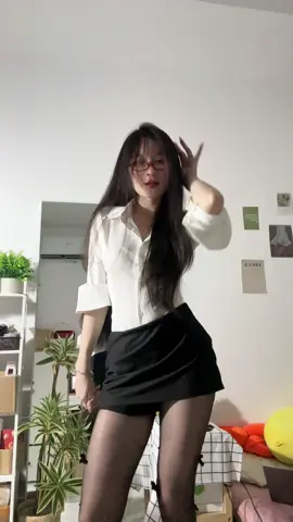 Quá khó để mang guốc nhảy 😭#fyp 
