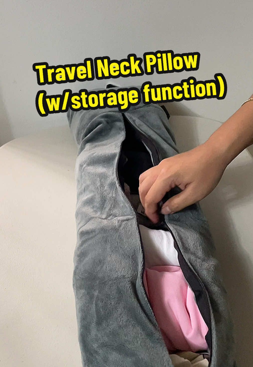 #neckpillow #travelneckpillow #neckpillowfortravel #travelhacks #travelhack #traveltip #travelessentials #travelessential #neckpillows #travelpillow #fy 